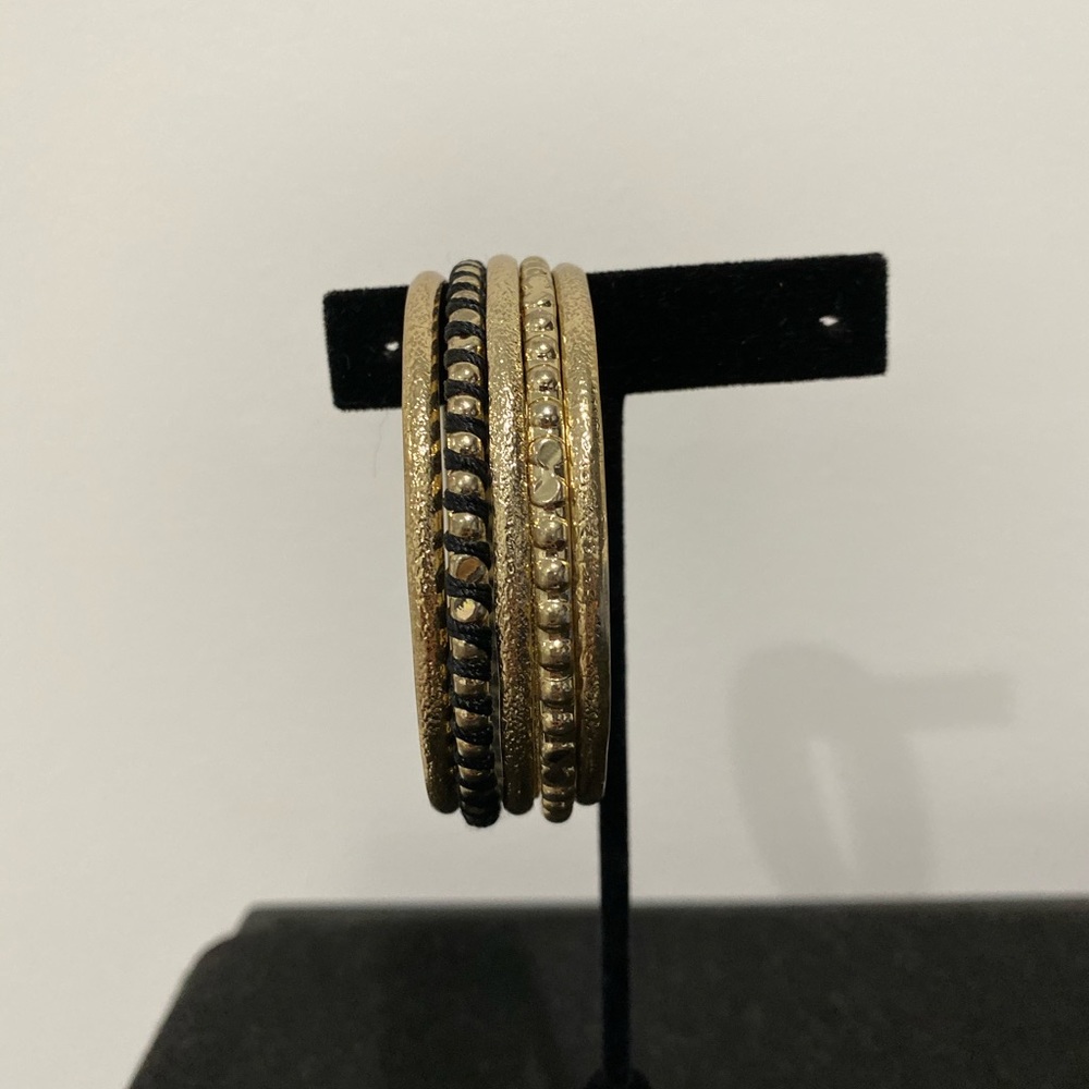 Bracelets 5 pieces